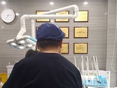 -上海仁爱医院口腔科 · 种植