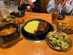 -肥肥虾庄·金牌油焖大虾(杨园滨江时代walk店)