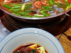 -亮欢寨酸汤鱼(沙冲路店)