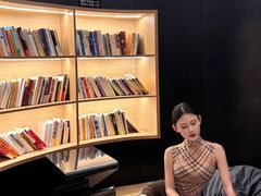 -涨巢·潮玩水疗局