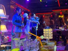 -喜鹊音乐酒馆(西街店)