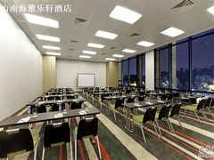 策略室-佛山南海雅乐轩酒店