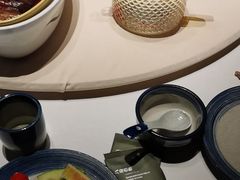 -八府香鸭·啫啫煲(华山路店)