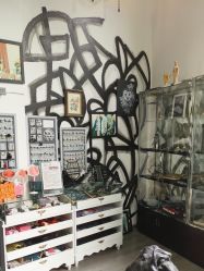 -龙之吻专业刺青·手工耳洞·纹身去色