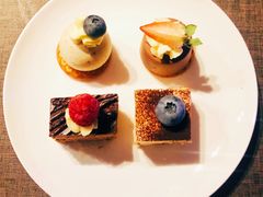 -唐拉雅秀酒店-西锦汇空中BBQ·思创餐厅