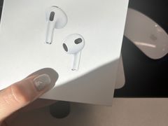 -Apple零售店(华贸购物中心店)