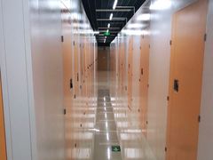 -安东易迷你自助仓储寄存仓库(草桥店)