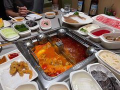 -海底捞火锅(金山百联店)