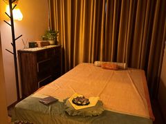 -金色莲花泰式按摩SPA(石牌店)