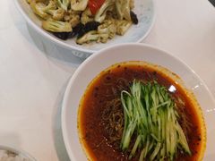 -江城小馆陕南妈妈菜·全球旅行餐厅(钟楼店)