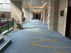 -广东大厦酒店(广州北京路步行街纪念堂地铁站店)