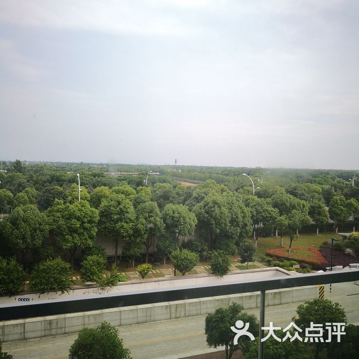 无锡君来世尊酒店