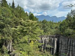 -梭布垭石林景区