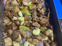 -老东镇啤酒屋海鲜加工·蒸汽海鲜·海鲜烧烤(台东店)