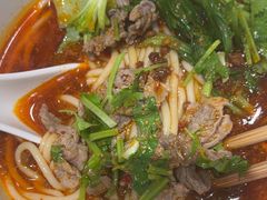 -三千粉牛肉米粉(来客茂店)