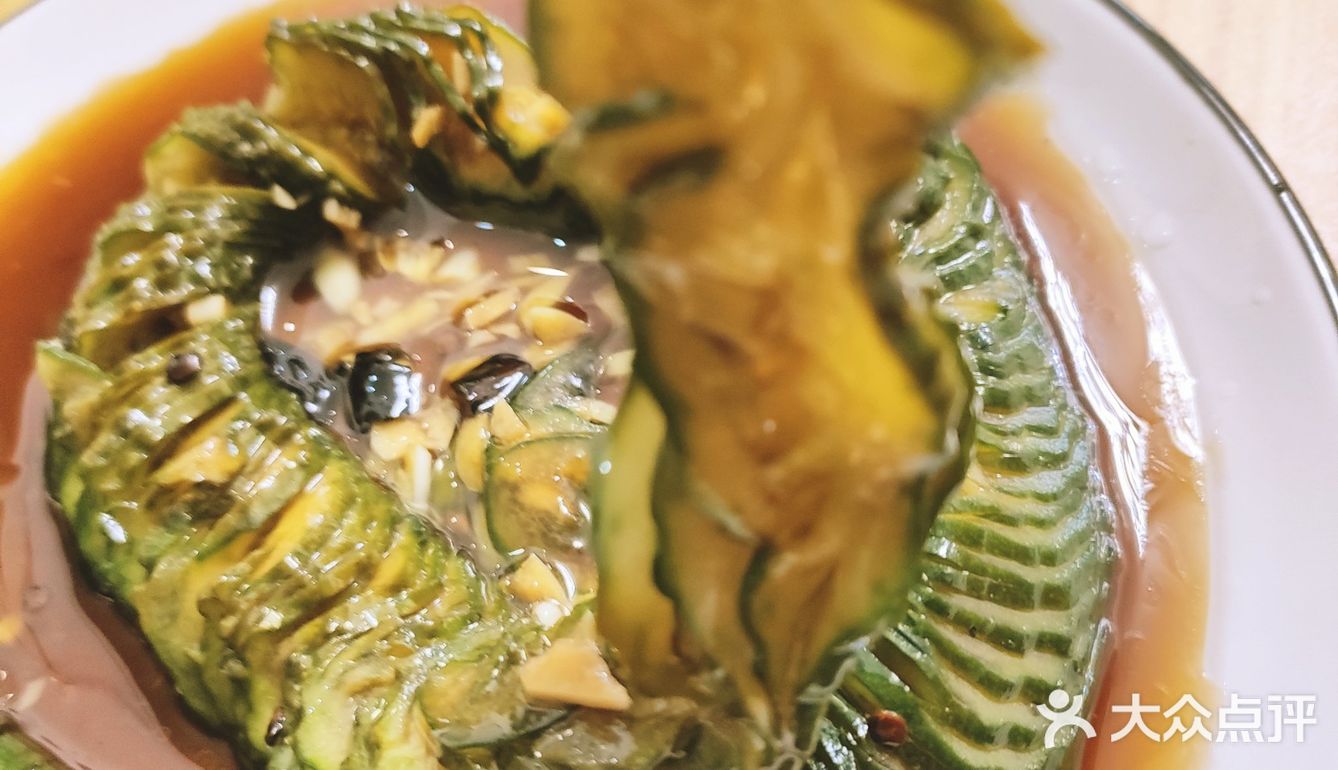 油炸食品吃多了来做一盘酸辣蓑衣黄瓜吧！