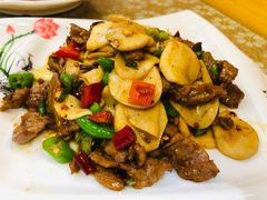 杏鲍菇炒牛肉-芳芳餐厅(白沙路店)