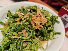 香酥虾皮丝瓜尖-小吊梨汤·北京菜·烤鸭(鸟巢店)