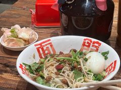 -周小波重庆小面·重庆名小吃(邹容路店)