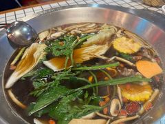 -山悦里 山野·鲜火锅(罗斯福广场店)