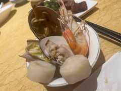 -雍和会海鲜姿造自助(湖东路店)