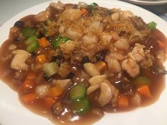-新大咀港式茶餐厅(宝山万达店)
