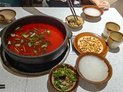 -贵府酸汤牛肉火锅·贵州老字号(飞山街店)