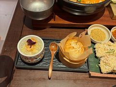 -银米·云南传统过桥米线(双廊黑金冠店)