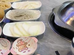 -光头药膳鸡(莱茵小镇店)