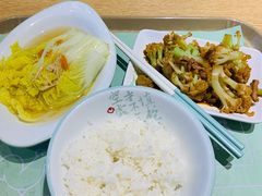 -老乡鸡(上海品尊国际中心店)