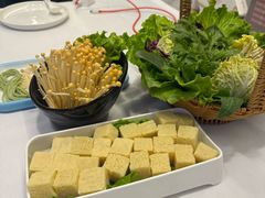 -德天肥牛海鲜火锅(龙吟坊店)