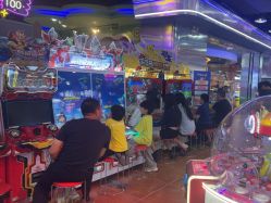 -菲菲羊乐园(临平银泰城店)