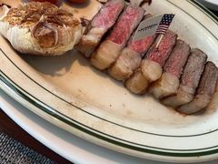 -MONICH牛排融合餐厅(和义大道购物中心店)