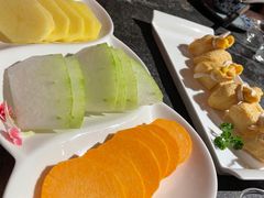 -大匠工房古船木艺术餐厅·猪肚鸡专门店(长白仙岛店)