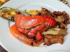 -大中华希尔顿酒店-念自助餐·嗨啤·小龙虾