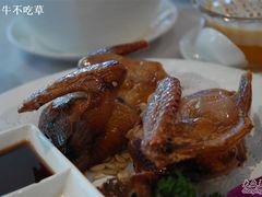 烤乳鸽-御花园·粤菜·海鲜火锅(中山公园店)