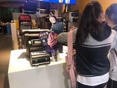 -麦当劳(中山公园龙之梦店)