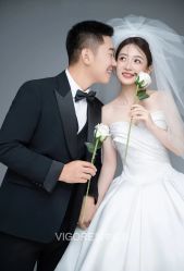 -雪中彩影婚纱摄影·品控旗舰店