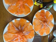 -三文彩虹鳟鱼庄