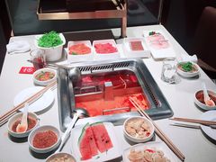 -海底捞火锅鲜切牛肉主题店(长寿路店)