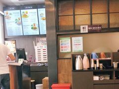 -康师傅私房牛肉面(马泉营奥莱店)