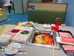 -海底捞火锅(杭州滨江九宜城店)