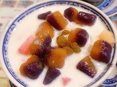 招牌手工芋圆系列-广信牛奶甜品世家(台东店)