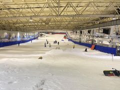 -乔波室内滑雪场