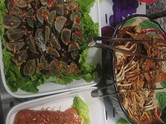 -四囍码头海鲜烧烤自助火锅(外滩南京东路悦荟广场店)