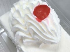 -红宝石·鲜奶小方·海派西点房(金杨店)