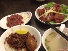 卤肉饭-阿勇鲁肉饭(虹井路店)