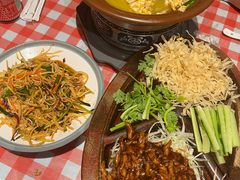 -老郑家东北春饼(龙悦居店)