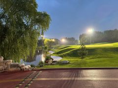 -万柳高尔夫俱乐部