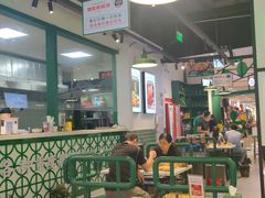 大堂-晓彭肥肠鸡(茂业天地店)
